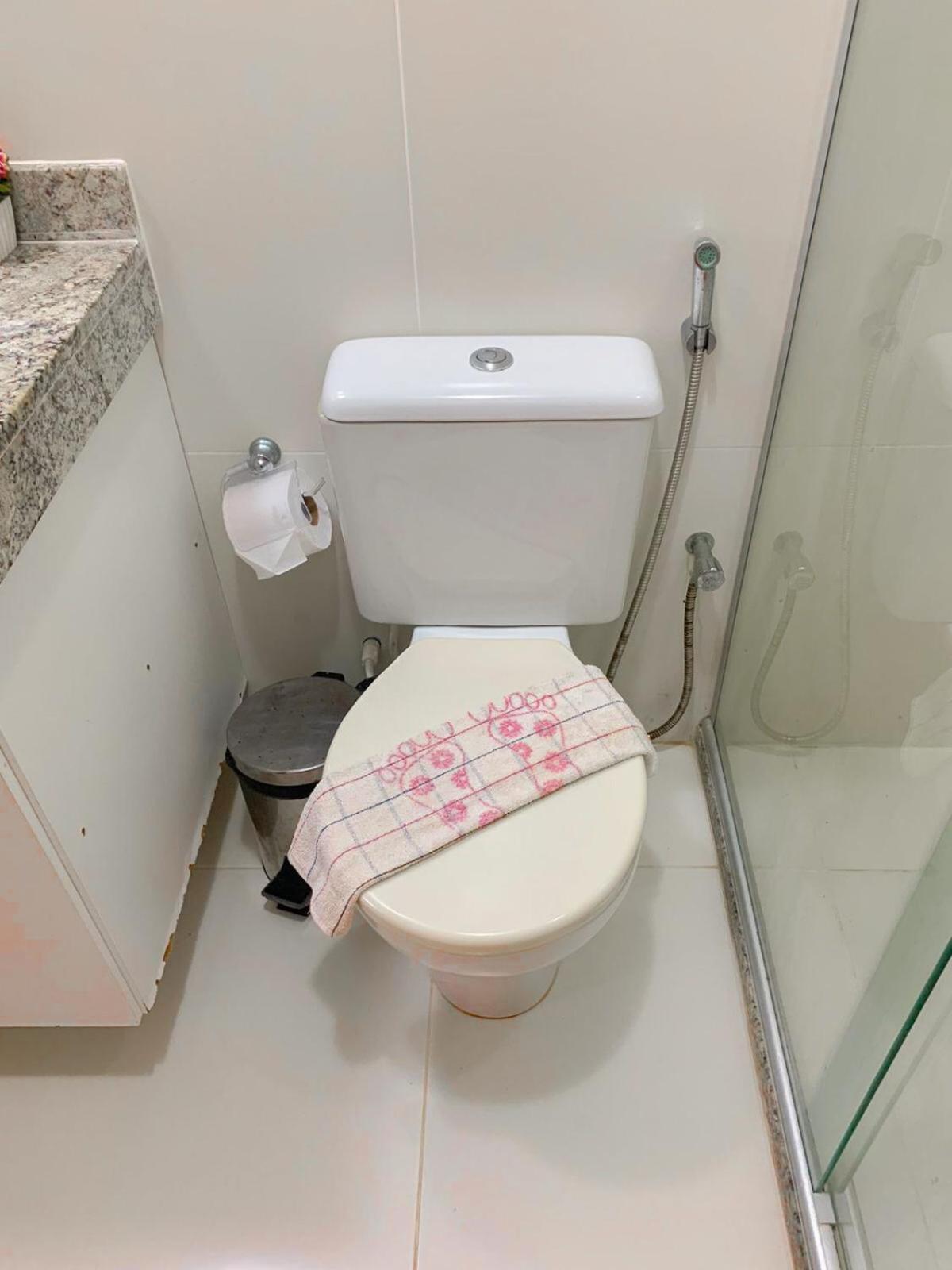 Varios No Apartamento *